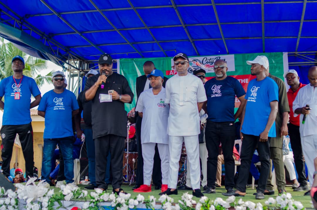 MAYOR LUCKY IGBOKWE INAUGURATES ABIA SOUTH STRUCTURE, AS ERONDU JR DONATES SIX BUSES FOR GRASSROOTS MOBILISATION.